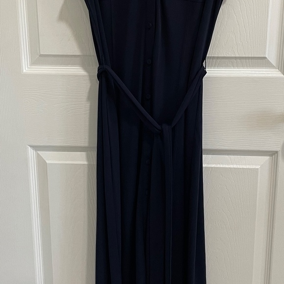 Exceptional Long Talbots Navy Easy Stretch Slimming Dress, Size Large, NWT - Picture 4 of 4